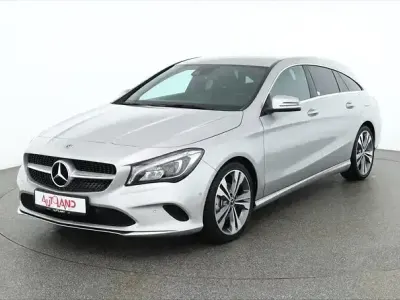 Używany Mercedes CLA180 Shooting Brake 122 KM (89 kW) 2018 Srebrny Kombi