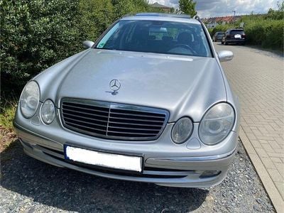 Mercedes E280