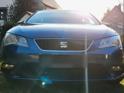 Gebraucht Seat Leon Reference 105 PS (77 kW) 2013 Blau Limousine