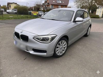 Gebraucht BMW 116 116 PS (85 kW) 2013 Silber Kleinwagen