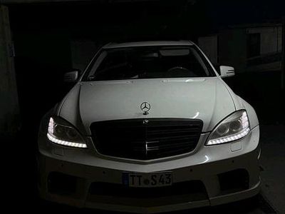 Weiß Gebraucht 2009 Mercedes S550 Limousine | 27.700 €