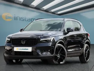 Gebraucht Volvo XC40 Plus 163 PS (119 kW) 2025 Schwarz SUV