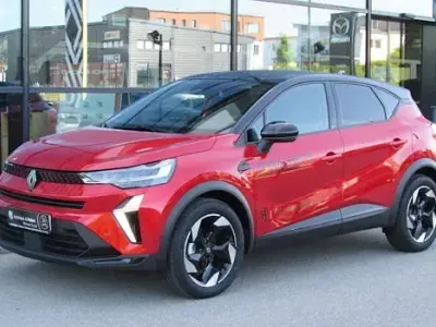 Usata Renault Captur Techno 140 CV (102 kW) 2024 Rosso SUV