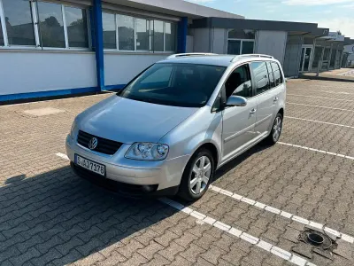 Używany VW Touran 140 KM (102 kW) 2003 Srebrny Minivan