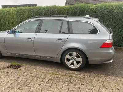 Gebraucht BMW 530 231 PS (169 kW) 2007 Grau Kombi