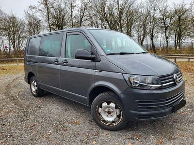 Usata VW Transporter 150 CV (110 kW) 2016 Grigio Furgone