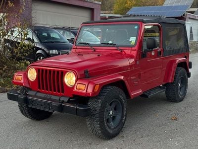 Second-hand Jeep Wrangler 193 CP (141 kW) 2004 Roșu SUV