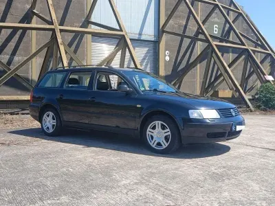 Gebraucht VW Passat Highline 150 PS (110 kW) 1999 Schwarz Kombi