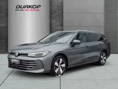 Gebraucht VW Passat Business 150 PS (110 kW) 2024 Grau Kombi