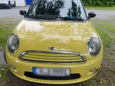 Gebraucht Mini Cooper D 111 PS (81 kW) 2010 Gelb Kleinwagen