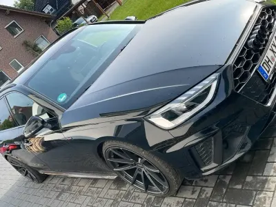 Gebraucht Audi A4 S-Line 163 PS (119 kW) 2020 Schwarz Kombi