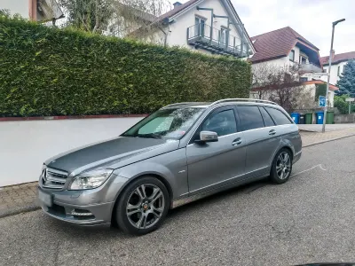 Gebraucht Mercedes C250 204 PS (150 kW) 2010 Silber Kombi