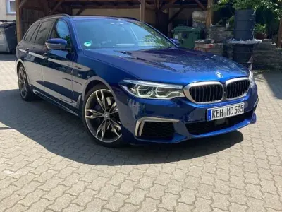 Gebraucht BMW M550 Performance 400 PS (294 kW) 2019 Blau Limousine