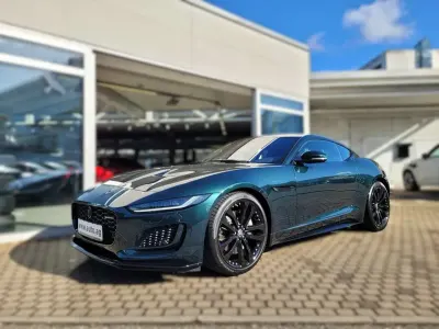 Second-hand Jaguar F-Type R-Dynamic 300 CP (220 kW) 2024 Verde Coupe