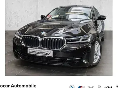 Gebraucht BMW 530 Sport Line 286 PS (210 kW) 2023 Schwarz Limousine