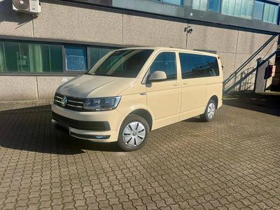 Gebraucht VW T6 150 PS (110 kW) 2017 Beige Van