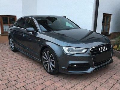 Grau Gebraucht 2015 Audi A3 S-Line Limousine | 13.950 € (Fairer Preis)