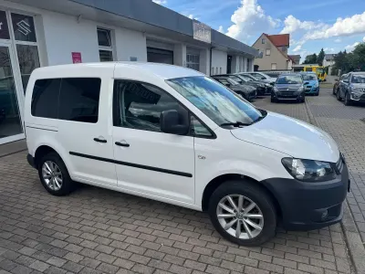 Gebraucht VW Caddy Pro 75 PS (55 kW) 2015 Weiß Van / Kleinbus
