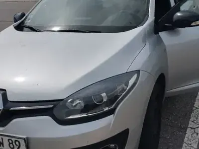 Używany Renault Mégane LIMITED 110 KM (80 kW) 2015 Srebrny Sedan/Limuzyna