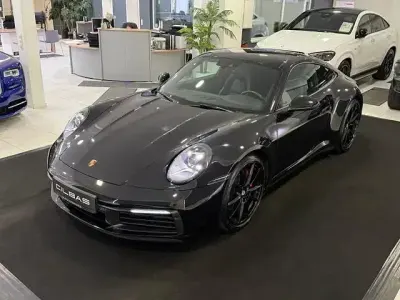 Używany Porsche 911 Carrera S 450 KM (330 kW) 2019 Czarny Coupe