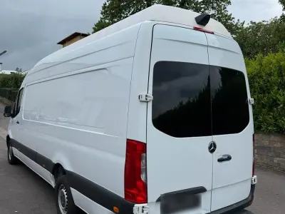 Używany Mercedes Sprinter 163 KM (119 kW) 2019 Biały Van