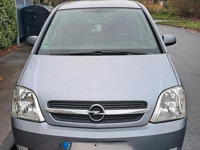 Gebraucht Opel Meriva 101 PS (74 kW) 2004 Silber Van / Kleinbus