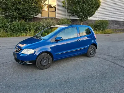 Gebraucht VW Fox 55 PS (40 kW) 2006 Blau Kleinwagen