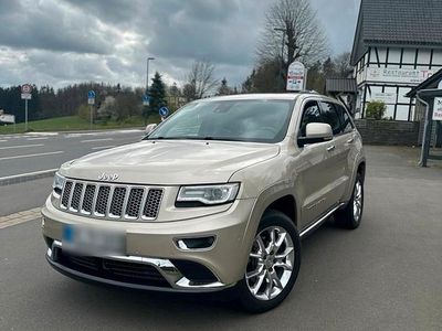 Gebraucht Jeep Grand Cherokee Summit 250 PS (183 kW) 2013 Gold SUV
