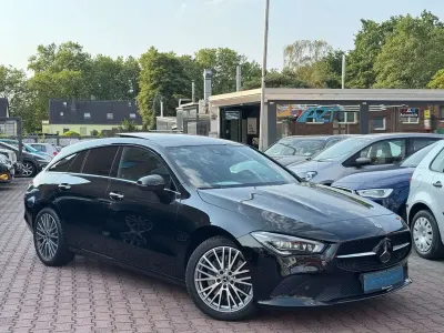 Gebraucht Mercedes CLA220 Shooting Brake Night 190 PS (139 kW) 2023 Schwarz Kombi