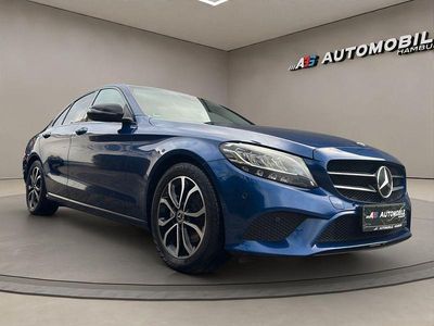 Gebraucht Mercedes C220 194 PS (142 kW) 2021 Blau Limousine