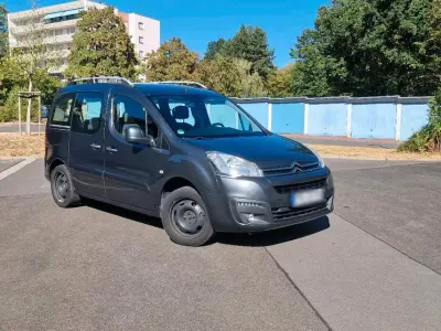 Gebraucht Citroën Berlingo 120 PS (88 kW) 2015 Grau Van / Kleinbus