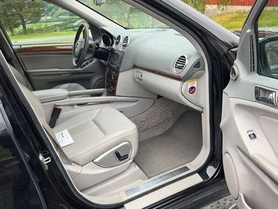 Mercedes GL320