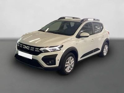 Weiß Gebraucht 2024 Dacia Sandero Expression Limousine | 16.500 € (Fairer Preis)