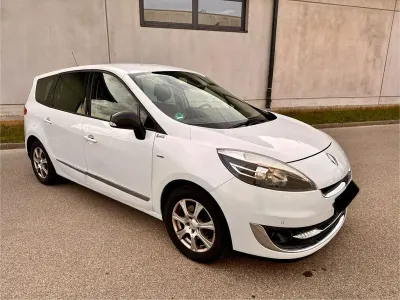 Gebraucht Renault Scénic III Luxe 131 PS (96 kW) 2012 Weiß Van / Kleinbus