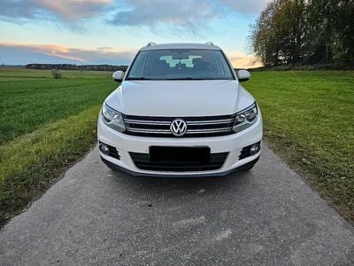 Weiß Gebraucht 2012 VW Tiguan SUV | 8.790 € (Guter Preis)