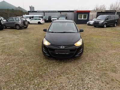 Schwarz Gebraucht 2014 Hyundai i20 Edition Kleinwagen | 4.999 € (Guter Preis)