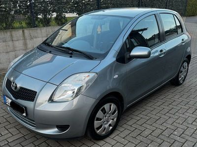 gebraucht Toyota Yaris 1,3 87ps 4 Zylinder