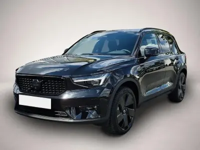 Gebraucht Volvo XC40 Plus 163 PS (119 kW) 2025 Manufacturer SUV