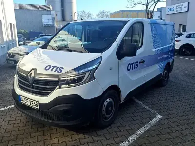 Gebraucht Renault Trafic 95 PS (69 kW) 2020 Weiß Van / Kleinbus