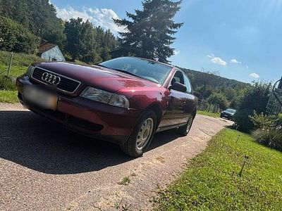 Rot Gebraucht 1998 Audi A4 Limousine | 2.050 € (Fairer Preis)