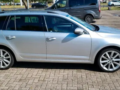 Gebraucht Skoda Octavia 116 PS (85 kW) 2016 Silber Kombi