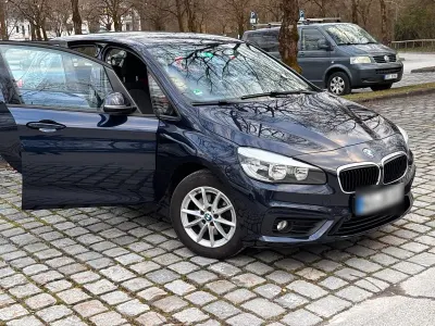 Gebraucht BMW 218 150 PS (110 kW) 2016 Blau Kombi