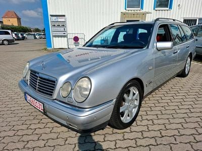 Mercedes E240