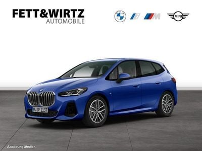 Gebraucht BMW 220 M Sport 150 PS (110 kW) 2025 Portimao blau metallic