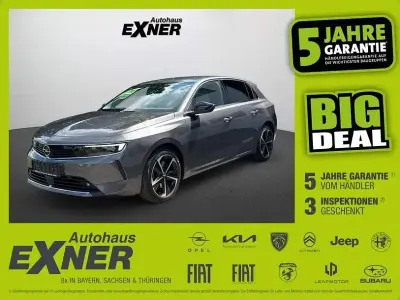Gebraucht Opel Astra Elegance 181 PS (133 kW) 2022 Mondstein grau/spiegel schwarz lack Kleinwagen