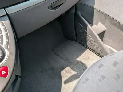 Gebraucht Peugeot 807 136 PS (100 kW) 2005 Silber Van / Kleinbus