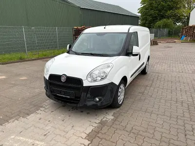 Occasion Fiat Doblò 90 ch (66 kW) 2011 Blanc Monospace