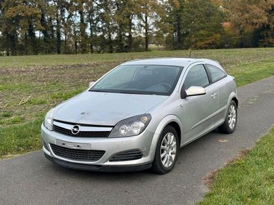 Opel Astra GTC
