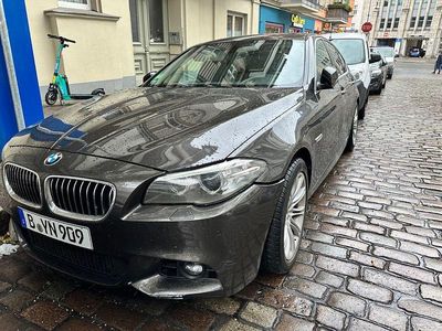 Gebraucht BMW 525 218 PS (160 kW) 2013 Braun Limousine
