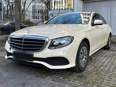 Brugt Mercedes E200 150 HK (110 kW) 2019 Beige Sedan
